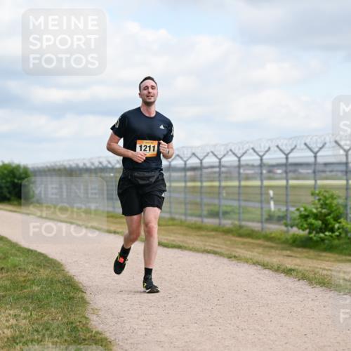 14.09.2025 - Airport Race Dr. Thomas Lammeyer http://msf.ph/oto/8862239 14.09.2025 12:00:53 Laufen 1211 meine-sportfotos.de