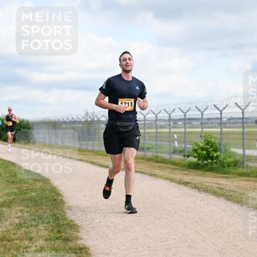 14.09.2025 - Airport Race Dr. Thomas Lammeyer http://msf.ph/oto/8862244 14.09.2025 12:00:54 Laufen 1211 meine-sportfotos.de