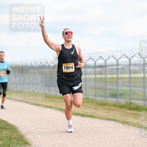 14.09.2025 - Airport Race Dr. Thomas Lammeyer http://msf.ph/oto/8862262 14.09.2025 12:00:58 Laufen 1054 meine-sportfotos.de
