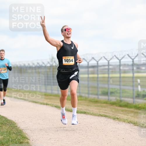 14.09.2025 - Airport Race Dr. Thomas Lammeyer http://msf.ph/oto/8862263 14.09.2025 12:00:58 Laufen 2165, 1054 meine-sportfotos.de