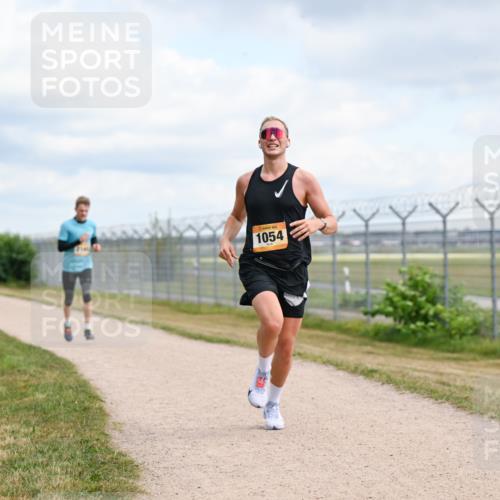 14.09.2025 - Airport Race Dr. Thomas Lammeyer http://msf.ph/oto/8862271 14.09.2025 12:01:00 Laufen 1054 meine-sportfotos.de