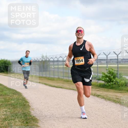 14.09.2025 - Airport Race Dr. Thomas Lammeyer http://msf.ph/oto/8862273 14.09.2025 12:01:00 Laufen 1054 meine-sportfotos.de