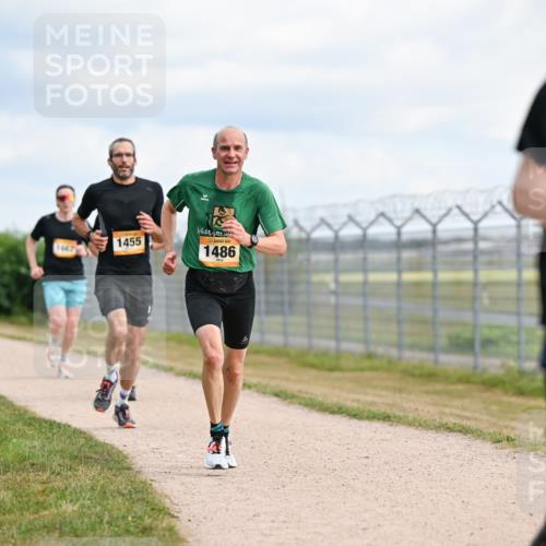 14.09.2025 - Airport Race Dr. Thomas Lammeyer http://msf.ph/oto/8862319 14.09.2025 12:01:12 Laufen 1455, 1002, 1486, 7750 meine-sportfotos.de
