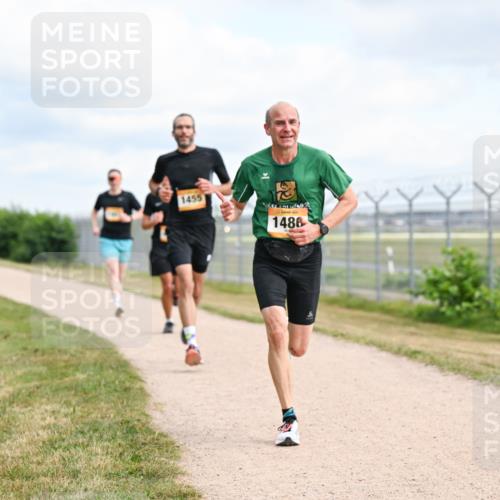 14.09.2025 - Airport Race Dr. Thomas Lammeyer http://msf.ph/oto/8862331 14.09.2025 12:01:14 Laufen 1455, 1486 meine-sportfotos.de