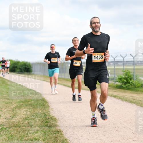 14.09.2025 - Airport Race Dr. Thomas Lammeyer http://msf.ph/oto/8862341 14.09.2025 12:01:15 Laufen 1662, 4210, 1455 meine-sportfotos.de