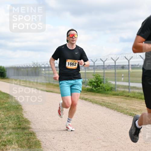 14.09.2025 - Airport Race Dr. Thomas Lammeyer http://msf.ph/oto/8862361 14.09.2025 12:01:18 Laufen 1662, 4210 meine-sportfotos.de