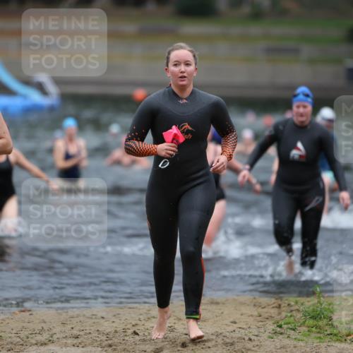 14.09.2025 - Stadtparktriathlon Michael Strokosch http://msf.ph/oto/8862362 14.09.2025 09:50:20 Schwimmen 515, 532, 553, 571, 588, 595, 600, 619 meine-sportfotos.de