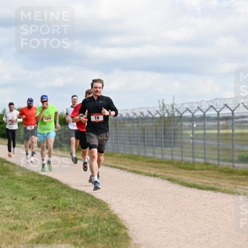 14.09.2025 - Airport Race Dr. Thomas Lammeyer http://msf.ph/oto/8862367 14.09.2025 12:01:21 Laufen 170, 1948, 16 meine-sportfotos.de