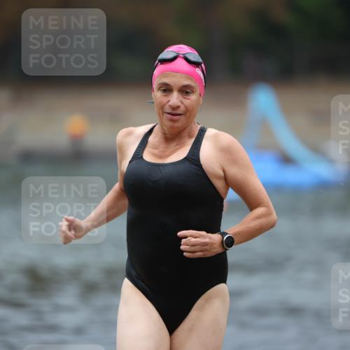 14.09.2025 - Stadtparktriathlon Michael Strokosch http://msf.ph/oto/8862393 14.09.2025 09:50:29 Schwimmen 532, 553, 571, 588, 592, 595 meine-sportfotos.de