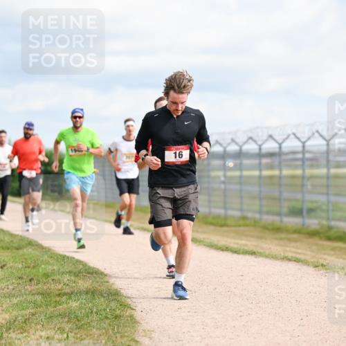 14.09.2025 - Airport Race Dr. Thomas Lammeyer http://msf.ph/oto/8862409 14.09.2025 12:01:23 Laufen 16 meine-sportfotos.de