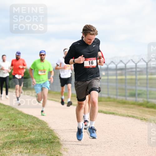14.09.2025 - Airport Race Dr. Thomas Lammeyer http://msf.ph/oto/8862421 14.09.2025 12:01:24 Laufen 16 meine-sportfotos.de