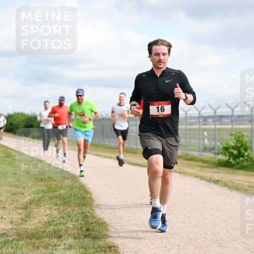 14.09.2025 - Airport Race Dr. Thomas Lammeyer http://msf.ph/oto/8862444 14.09.2025 12:01:25 Laufen 16 meine-sportfotos.de