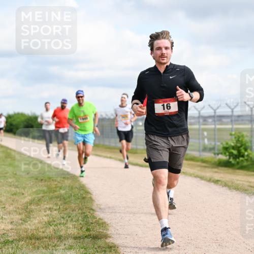 14.09.2025 - Airport Race Dr. Thomas Lammeyer http://msf.ph/oto/8862447 14.09.2025 12:01:25 Laufen 627, 16 meine-sportfotos.de