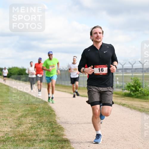 14.09.2025 - Airport Race Dr. Thomas Lammeyer http://msf.ph/oto/8862450 14.09.2025 12:01:25 Laufen 16 meine-sportfotos.de