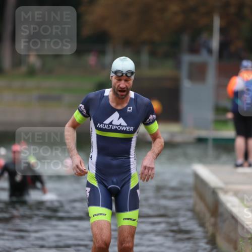 14.09.2025 - Stadtparktriathlon Michael Strokosch http://msf.ph/oto/8862480 14.09.2025 09:51:06 Schwimmen 590 meine-sportfotos.de