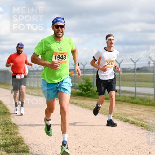 14.09.2025 - Airport Race Dr. Thomas Lammeyer http://msf.ph/oto/8862503 14.09.2025 12:01:28 Laufen 70, 1948, 2075 meine-sportfotos.de