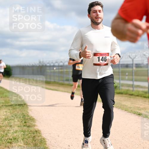 14.09.2025 - Airport Race Dr. Thomas Lammeyer http://msf.ph/oto/8862538 14.09.2025 12:01:31 Laufen 146 meine-sportfotos.de