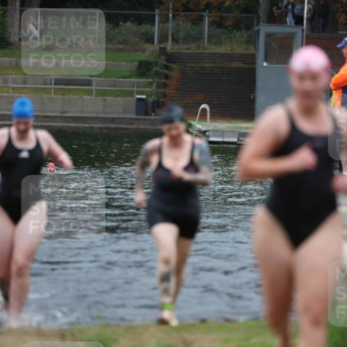 14.09.2025 - Stadtparktriathlon Michael Strokosch http://msf.ph/oto/8862539 14.09.2025 09:51:40 Schwimmen 518, 531, 558, 559, 568, 582, 601 meine-sportfotos.de