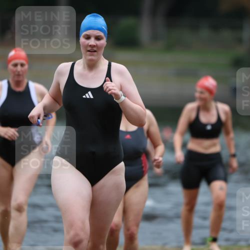 14.09.2025 - Stadtparktriathlon Michael Strokosch http://msf.ph/oto/8862547 14.09.2025 09:51:44 Schwimmen 518, 531, 558, 559, 568, 582, 601 meine-sportfotos.de