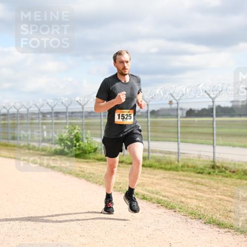 14.09.2025 - Airport Race Dr. Thomas Lammeyer http://msf.ph/oto/8862555 14.09.2025 12:01:32 Laufen 1525 meine-sportfotos.de