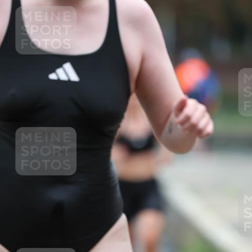 14.09.2025 - Stadtparktriathlon Michael Strokosch http://msf.ph/oto/8862556 14.09.2025 09:51:47 Schwimmen 518, 559, 568, 582, 601 meine-sportfotos.de