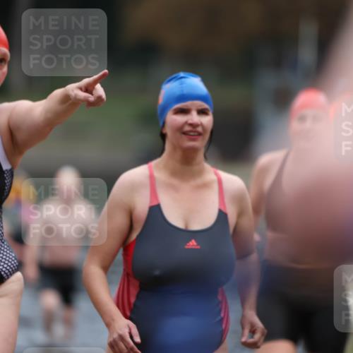 14.09.2025 - Stadtparktriathlon Michael Strokosch http://msf.ph/oto/8862557 14.09.2025 09:51:48 Schwimmen 518, 559, 568, 582, 601 meine-sportfotos.de