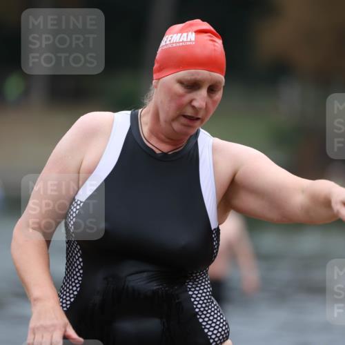 14.09.2025 - Stadtparktriathlon Michael Strokosch http://msf.ph/oto/8862562 14.09.2025 09:51:49 Schwimmen 518, 559, 568, 582, 601 meine-sportfotos.de