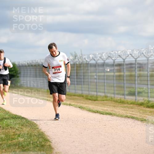 14.09.2025 - Airport Race Dr. Thomas Lammeyer http://msf.ph/oto/8862570 14.09.2025 12:01:35 Laufen 714 meine-sportfotos.de