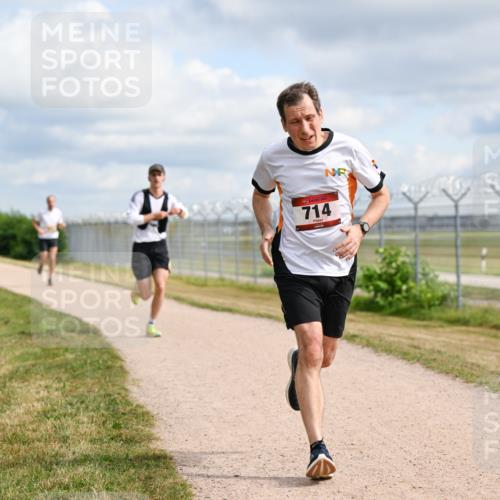 14.09.2025 - Airport Race Dr. Thomas Lammeyer http://msf.ph/oto/8862633 14.09.2025 12:01:39 Laufen 714 meine-sportfotos.de