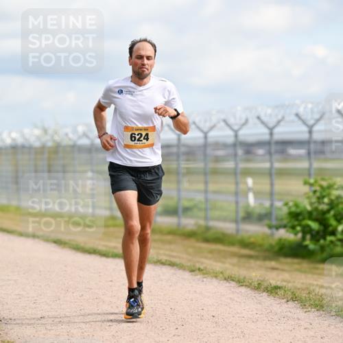 14.09.2025 - Airport Race Dr. Thomas Lammeyer http://msf.ph/oto/8862648 14.09.2025 12:01:44 Laufen 624 meine-sportfotos.de