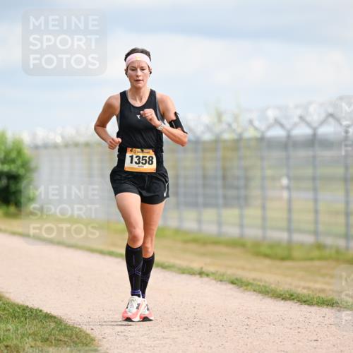 14.09.2025 - Airport Race Dr. Thomas Lammeyer http://msf.ph/oto/8862679 14.09.2025 12:01:47 Laufen 1358 meine-sportfotos.de