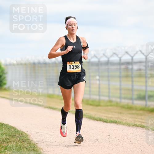 14.09.2025 - Airport Race Dr. Thomas Lammeyer http://msf.ph/oto/8862696 14.09.2025 12:01:48 Laufen 1358 meine-sportfotos.de