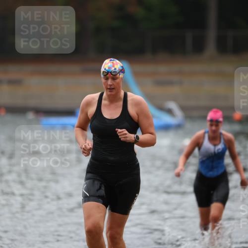 14.09.2025 - Stadtparktriathlon Michael Strokosch http://msf.ph/oto/8862701 14.09.2025 10:09:50 Schwimmen 624, 706 meine-sportfotos.de