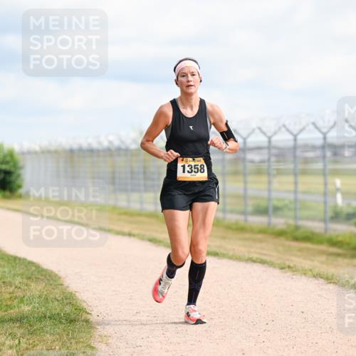 14.09.2025 - Airport Race Dr. Thomas Lammeyer http://msf.ph/oto/8862712 14.09.2025 12:01:49 Laufen 1358 meine-sportfotos.de