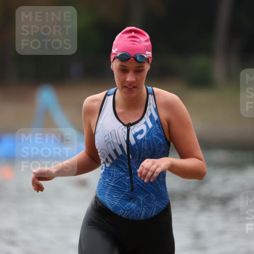 14.09.2025 - Stadtparktriathlon Michael Strokosch http://msf.ph/oto/8862715 14.09.2025 10:09:56 Schwimmen 624, 706 meine-sportfotos.de