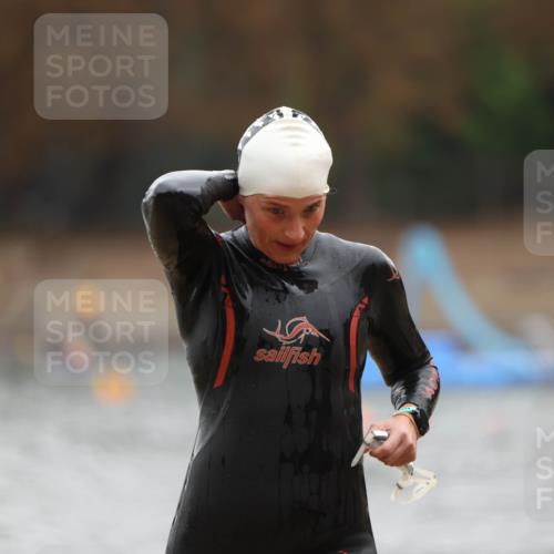 14.09.2025 - Stadtparktriathlon Michael Strokosch http://msf.ph/oto/8862741 14.09.2025 10:10:26 Schwimmen 642, 718 meine-sportfotos.de