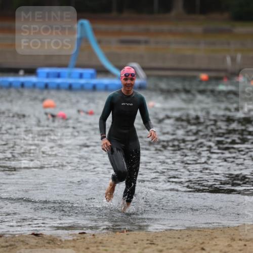 14.09.2025 - Stadtparktriathlon Michael Strokosch http://msf.ph/oto/8862746 14.09.2025 10:10:31 Schwimmen 642 meine-sportfotos.de