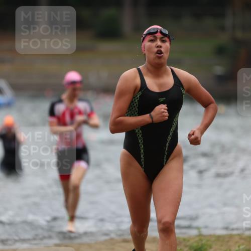 14.09.2025 - Stadtparktriathlon Michael Strokosch http://msf.ph/oto/8862829 14.09.2025 10:12:09 Schwimmen 622, 651, 662 meine-sportfotos.de