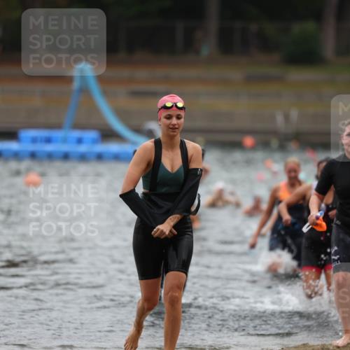 14.09.2025 - Stadtparktriathlon Michael Strokosch http://msf.ph/oto/8862945 14.09.2025 10:13:23 Schwimmen 637, 641, 659, 661, 677, 688, 695, 702, 716 meine-sportfotos.de