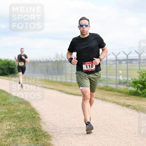 14.09.2025 - Airport Race Dr. Thomas Lammeyer http://msf.ph/oto/8863027 14.09.2025 12:02:30 Laufen 110 meine-sportfotos.de