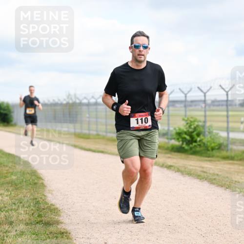 14.09.2025 - Airport Race Dr. Thomas Lammeyer http://msf.ph/oto/8863041 14.09.2025 12:02:31 Laufen 110 meine-sportfotos.de