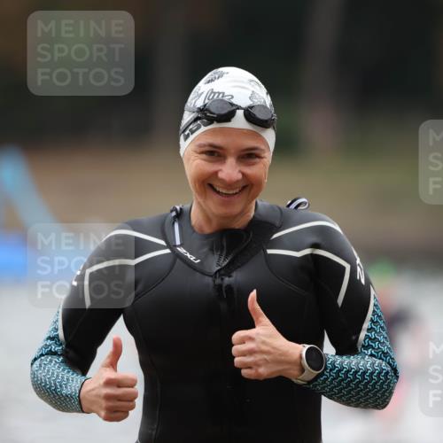 14.09.2025 - Stadtparktriathlon Michael Strokosch http://msf.ph/oto/8863076 14.09.2025 10:13:59 Schwimmen 627, 697, 712 meine-sportfotos.de