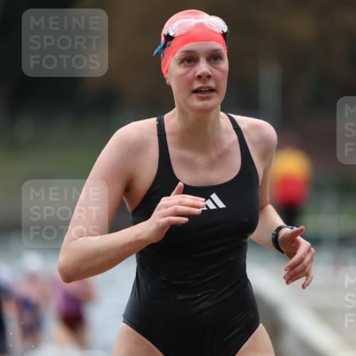 14.09.2025 - Stadtparktriathlon Michael Strokosch http://msf.ph/oto/8863111 14.09.2025 10:14:13 Schwimmen 627, 647, 650, 683, 700, 704, 714, 720 meine-sportfotos.de