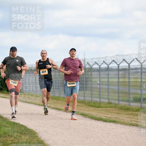 14.09.2025 - Airport Race Dr. Thomas Lammeyer http://msf.ph/oto/8863225 14.09.2025 12:02:49 Laufen 898, 1097, 1085, 404, 4200 meine-sportfotos.de