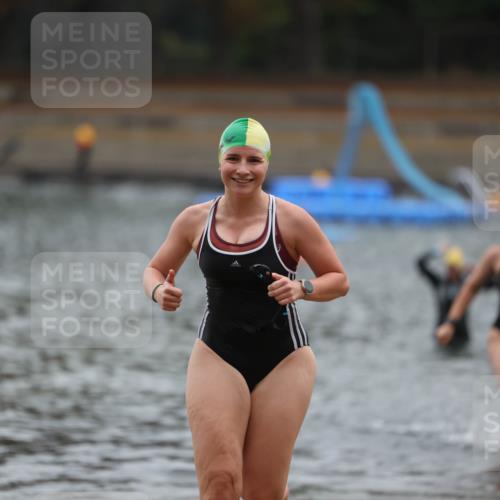 14.09.2025 - Stadtparktriathlon Michael Strokosch http://msf.ph/oto/8863241 14.09.2025 10:15:57 Schwimmen 631, 668 meine-sportfotos.de