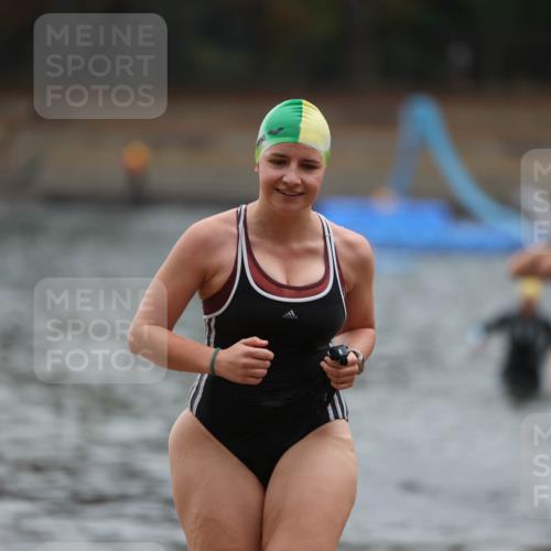 14.09.2025 - Stadtparktriathlon Michael Strokosch http://msf.ph/oto/8863249 14.09.2025 10:15:58 Schwimmen 631, 668 meine-sportfotos.de