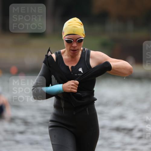 14.09.2025 - Stadtparktriathlon Michael Strokosch http://msf.ph/oto/8863278 14.09.2025 10:16:16 Schwimmen 671 meine-sportfotos.de