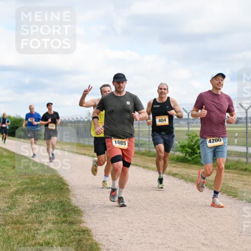 14.09.2025 - Airport Race Dr. Thomas Lammeyer http://msf.ph/oto/8863292 14.09.2025 12:02:53 Laufen 1097, 1085, 404, 4200 meine-sportfotos.de