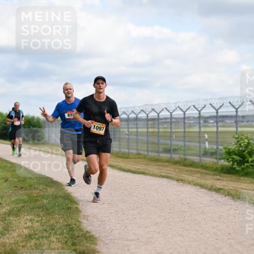 14.09.2025 - Airport Race Dr. Thomas Lammeyer http://msf.ph/oto/8863327 14.09.2025 12:02:55 Laufen 89, 1097 meine-sportfotos.de