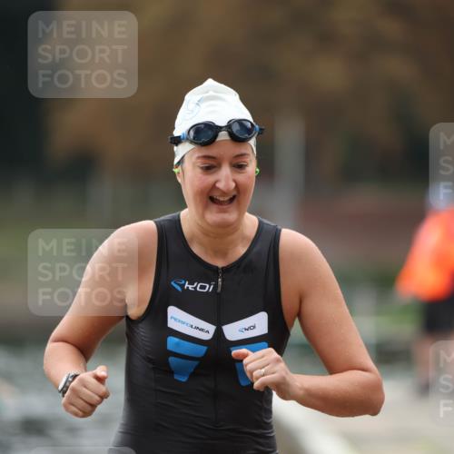 14.09.2025 - Stadtparktriathlon Michael Strokosch http://msf.ph/oto/8863336 14.09.2025 10:17:42 Schwimmen 643, 686 meine-sportfotos.de